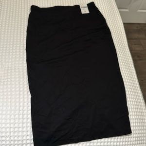 Long skirt with split in the back